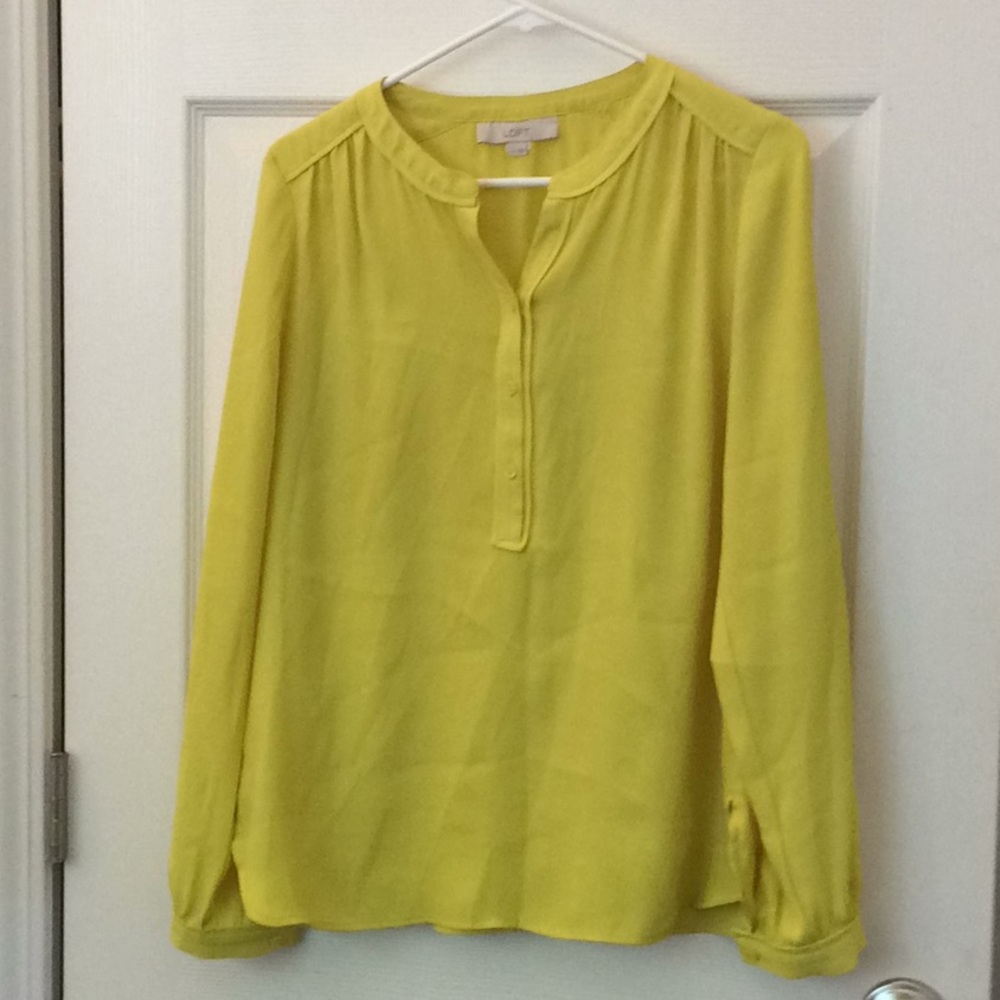 Long sleeve split neck blouse
